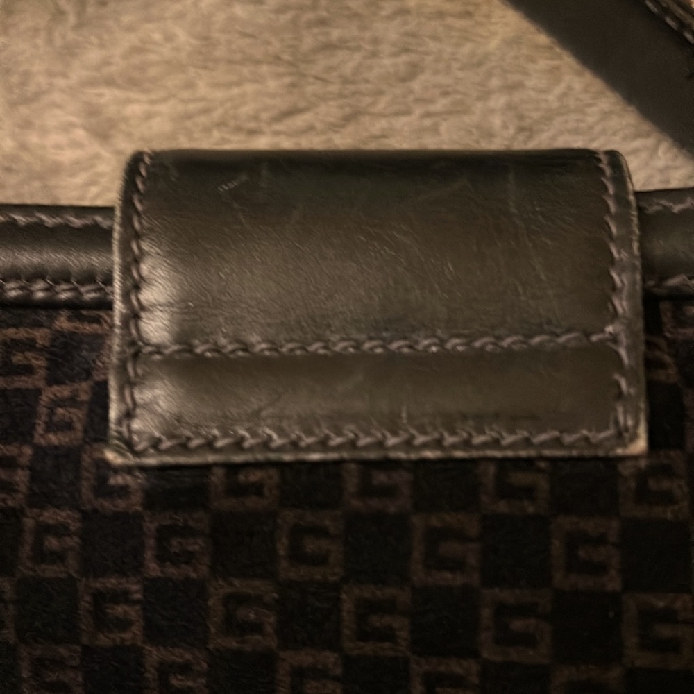 Gucci Shoulder Bag - Picture 15 of 15